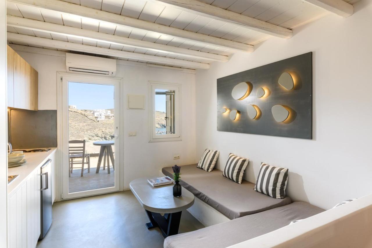 Ultramare Superior Suites With Seaview Mykonos Town エクステリア 写真