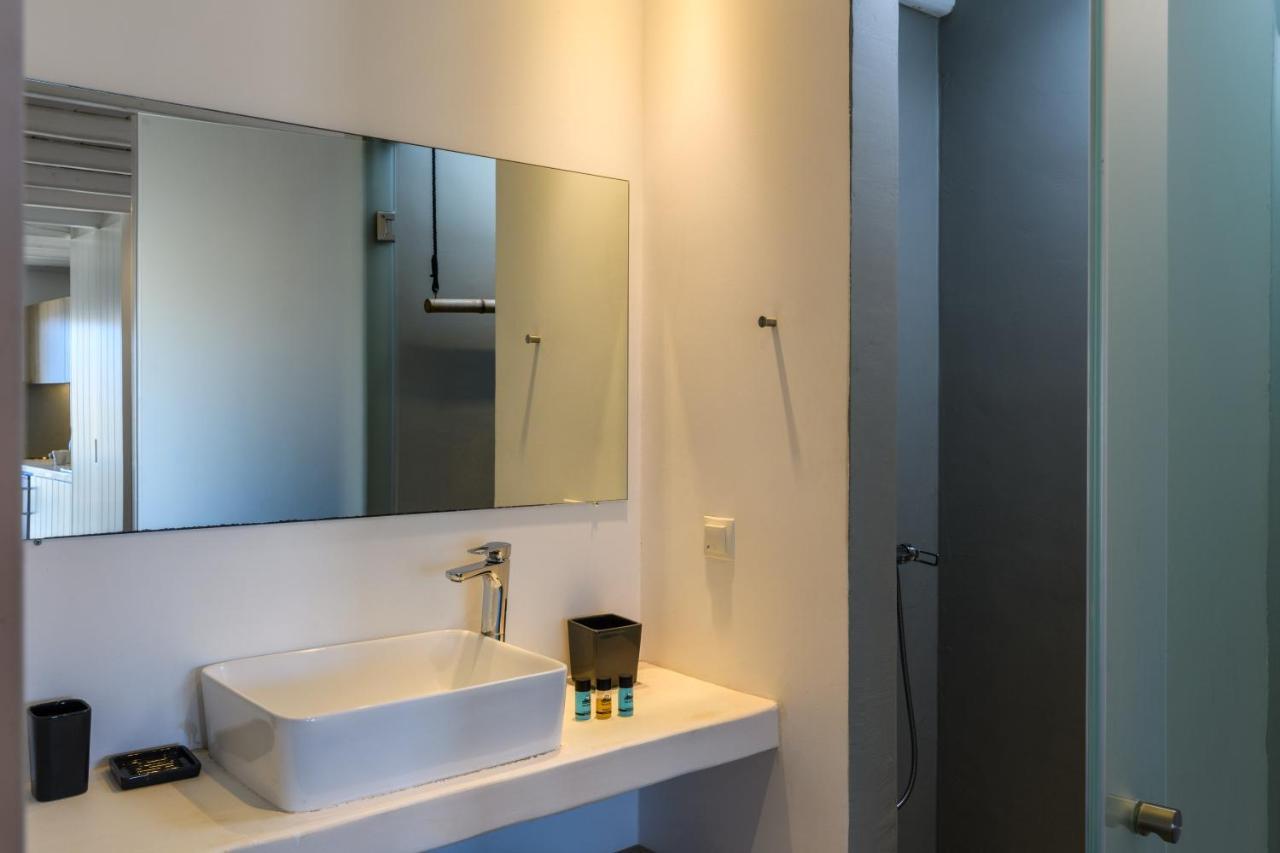 Ultramare Superior Suites With Seaview Mykonos Town エクステリア 写真